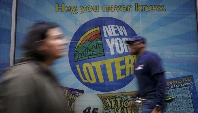 One winning ticket in huge $1.5B US lotto jackpot