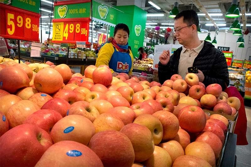 US proposes tariffs on $50 billion in Chinese imports