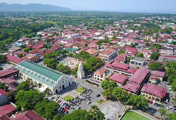 Police nab suspect in ambush on Ilocos Norte court staff