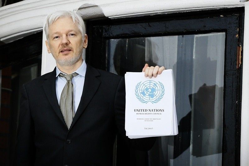 Ecuador's president seeks Assange's exit from London embassy