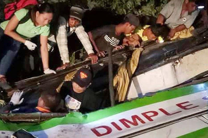 Infant survives deadly Mindoro bus crash