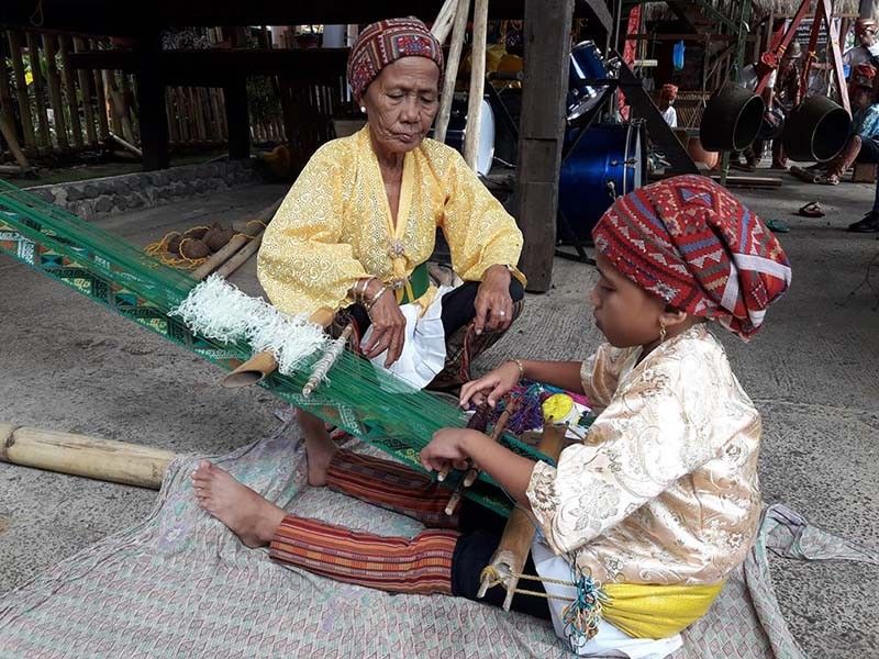 Tourists Flock To Yakan Tribe Village Display In Cotabato