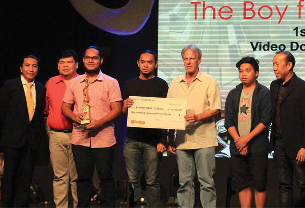  Sinulog Short Film 2017 winner offers triumph to grandpa TF fotogs nab trophies in Docu, Music Video & Photo categories  