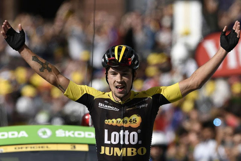 Roglic wins stage 17; Froome extends lead