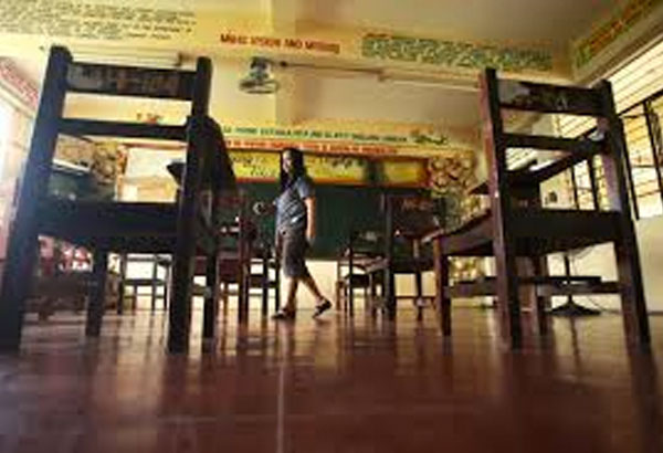 Kapolisan nangandam pagbukas sa klase