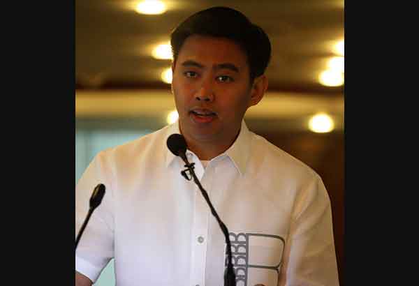 Sa kabila na dinismis ng Ombudsman... Junjun tatakbong muli sa pagka-Mayor