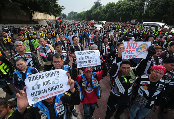 Daan-daang riders nagprotesta vs MMDA 