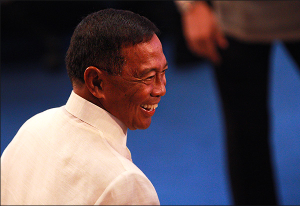 Magdalo soldiers binigyan ng trabaho ni Binay