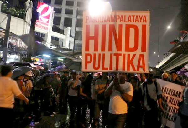 Rally ng INC sa Edsa tinapos na