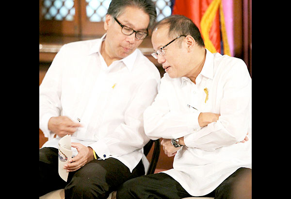 Mar is the one - PNoy
