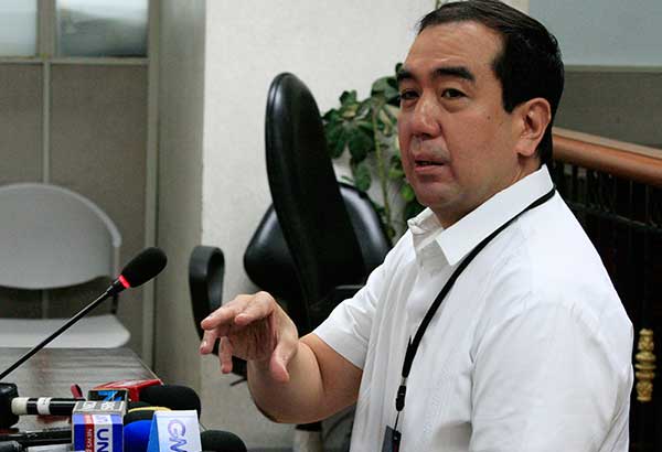 Bautista umalma sa akusasyong  â��lutong Macauâ�� sa impeachment    
