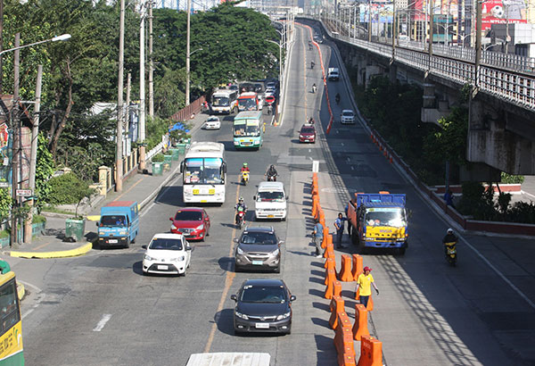 MMDA eyes extension of HOV lane test run