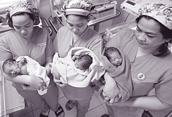 21-anyos nagsilang ng triplets