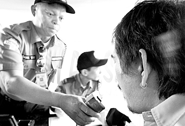 Matinding trapik asahan na &ndash; MMDA