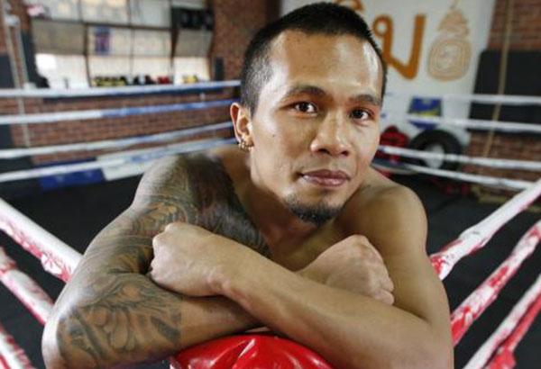 Horn enlists Filipino as sparring partner