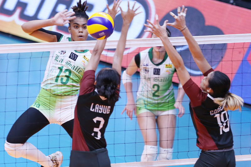 Lady Spikers iniligpit  ang Lady Maroons   