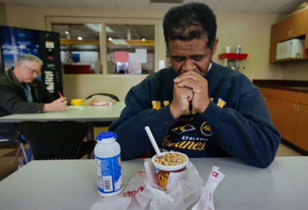 Funds pour in for US man who walks 21 miles to, from work