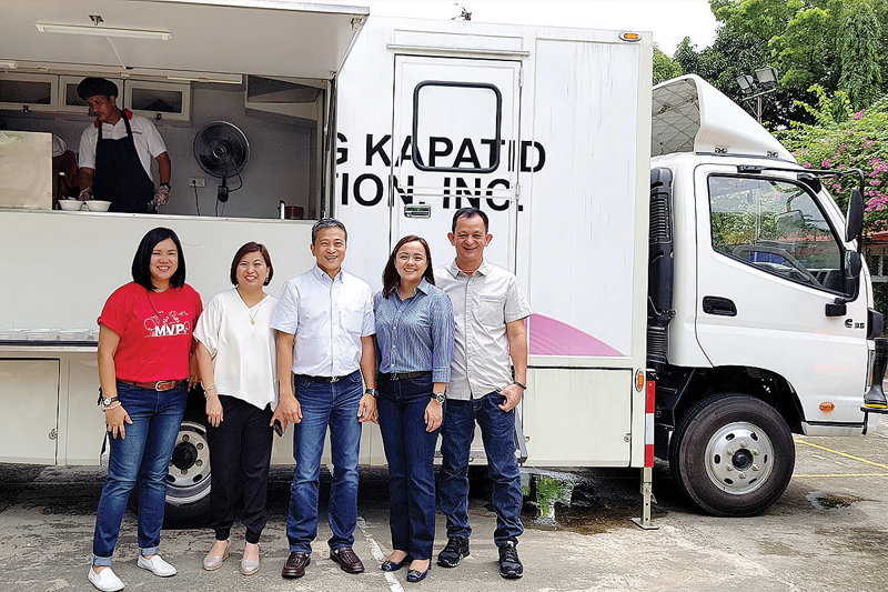 Foton PH donates âAlagang Kapatid Truckâ to TV5