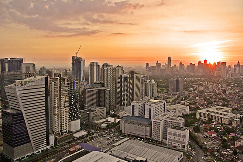 Economists see Philippines growth easing