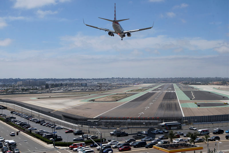 clark international airport runway