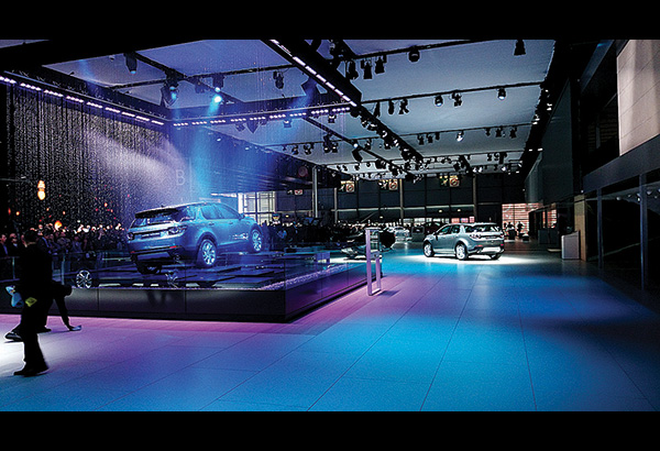 Land Rover debuts new Discovery Sport