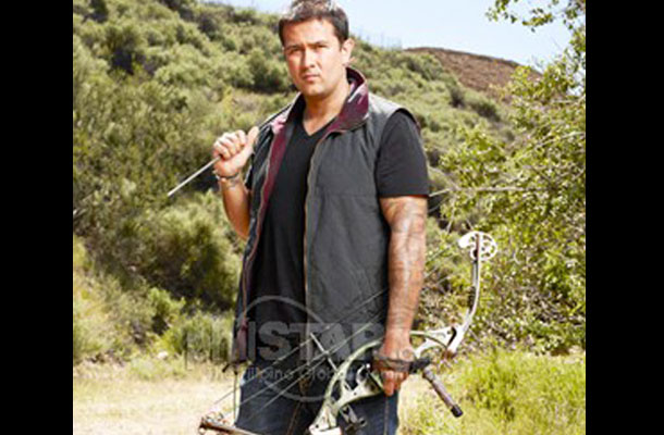Fil-Am  takes aim  at Top  Shot title