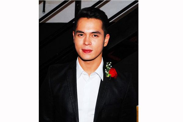 Jake Cuenca: I won't expect to win an acting award again