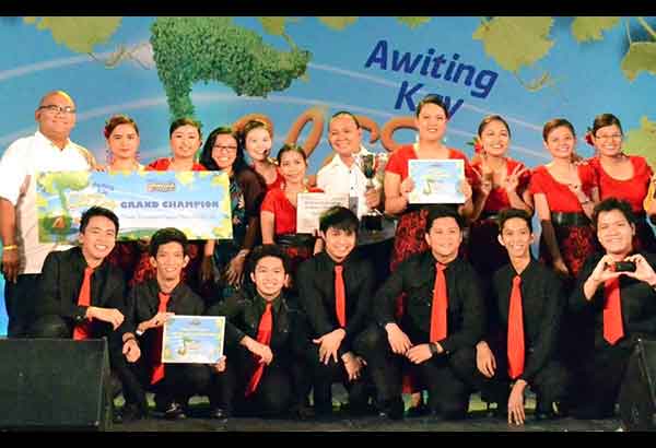 Awiting Kay GLEEng chorale tilt at Festival Mall