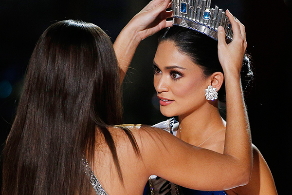 Pia Wurtzbach delivers on promised win 7 months after Pacman loss