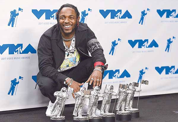 Kendrick Lamar wins big at the MTV VMAs 
