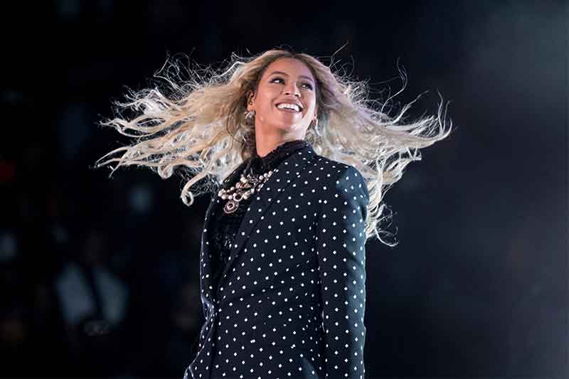 Beyonce, Streisand to headline Harvey relief telethon