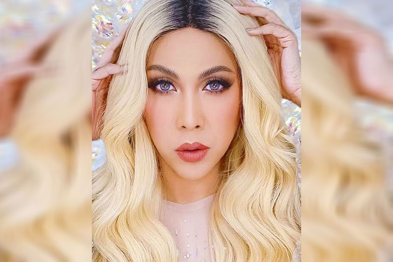 Ion Perez professes love for Vice Ganda