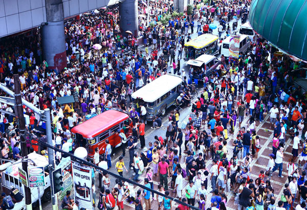 Pope sa mga Pinoy &lsquo;wag parang rabbit na anak nang anak!