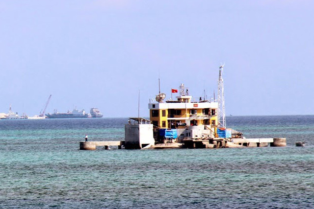 Closer look at the reclamation, outpost on Mabini Reef