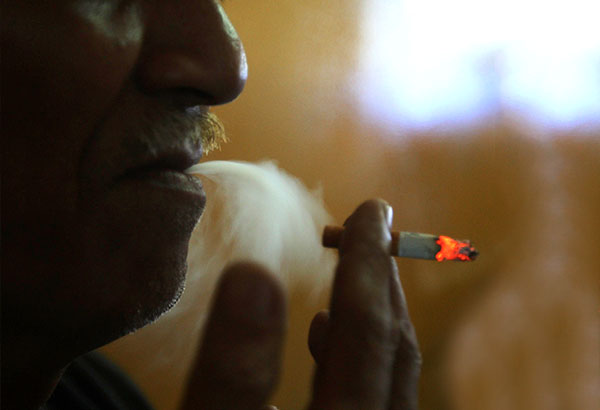 DOH: Nationwide public smoking ban starts tomorrow