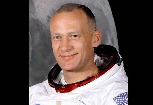 Apollo 11 astronaut saw UFO