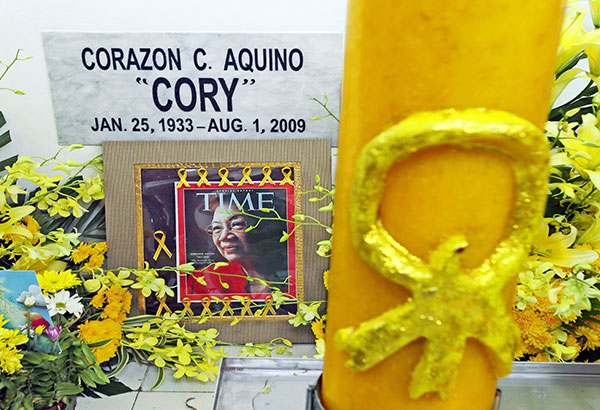 Aquino family marks Coryâ��s 8th death anniversary 