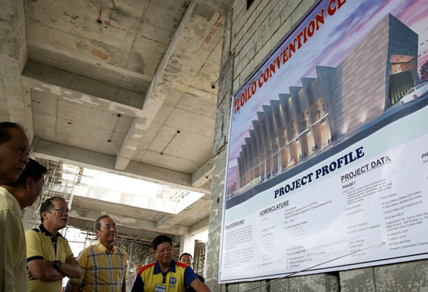 &lsquo;No kid gloves in Senate probe on Iloilo overprice&rsquo;