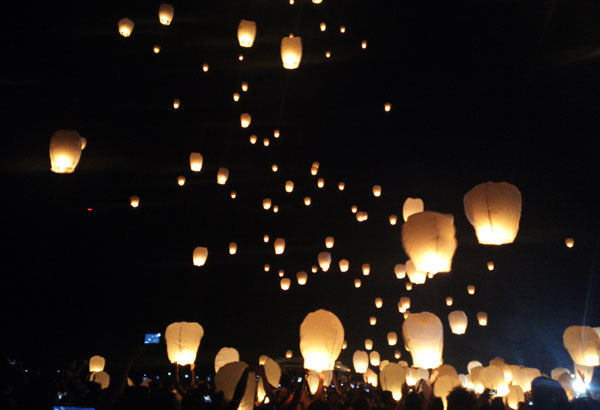 Group thumbs down release of flying lanterns in Albay