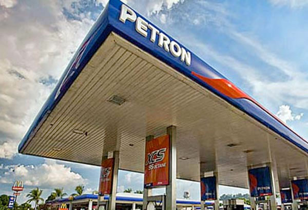 Petron implements biggest rollback