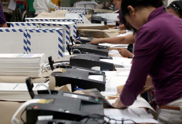 Rival wants Smartmatic out of poll bidding