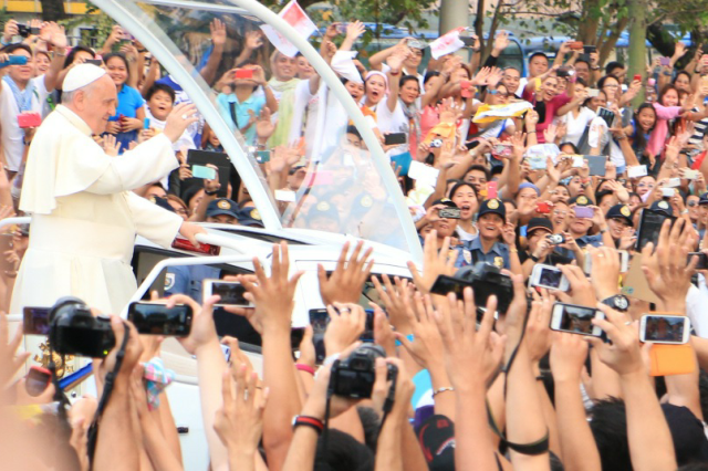 DSWD sent homeless families to Batangas resort during Pope visit