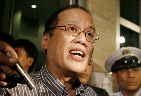 PNoy inspects Cebu road projects