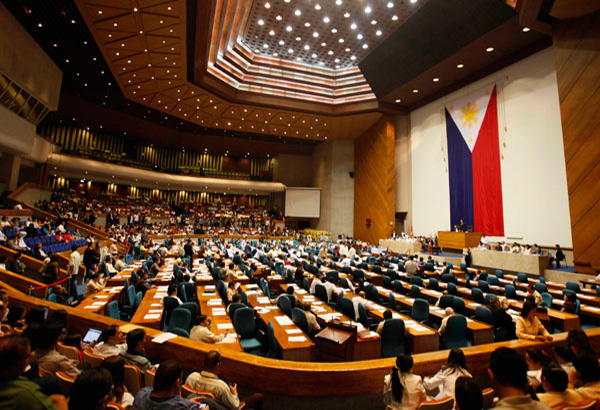 P3.7-T national budget 'anti-people', opposition solons say