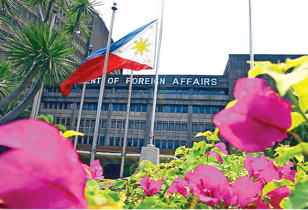 DFA creates contingency plan for OFWs in ME