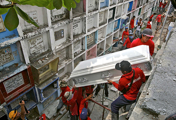 Paglilinis sa mga sementeryo maagang ilalarga ng MMDA