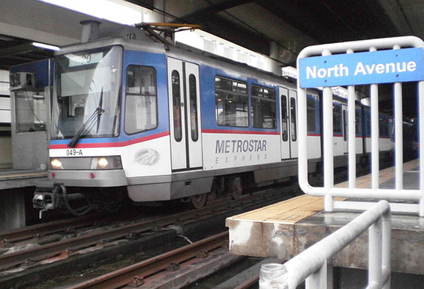 Government withholds P200-M payment to MRT maintainer