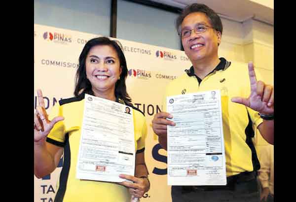 Noy eats, prays with Mar, Leni