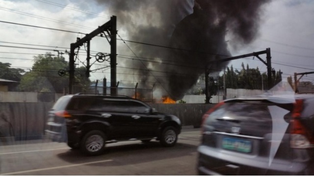 Bus nasunog sa EDSA Ayala