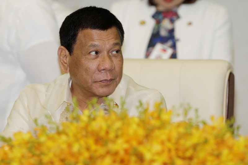 Duterte keeps 'very good' rating; Public wary of cursing
